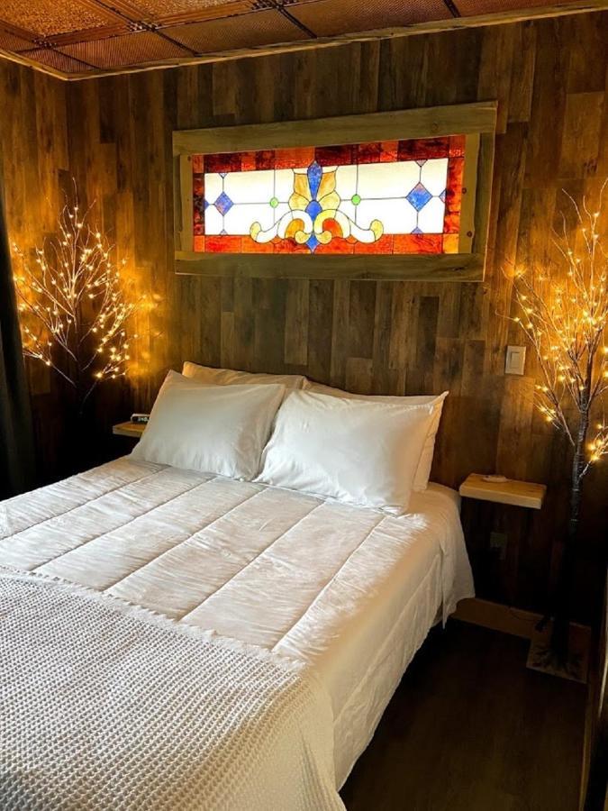 Ridgewalk Treehouse Bed and Breakfast Angel Fire Εξωτερικό φωτογραφία