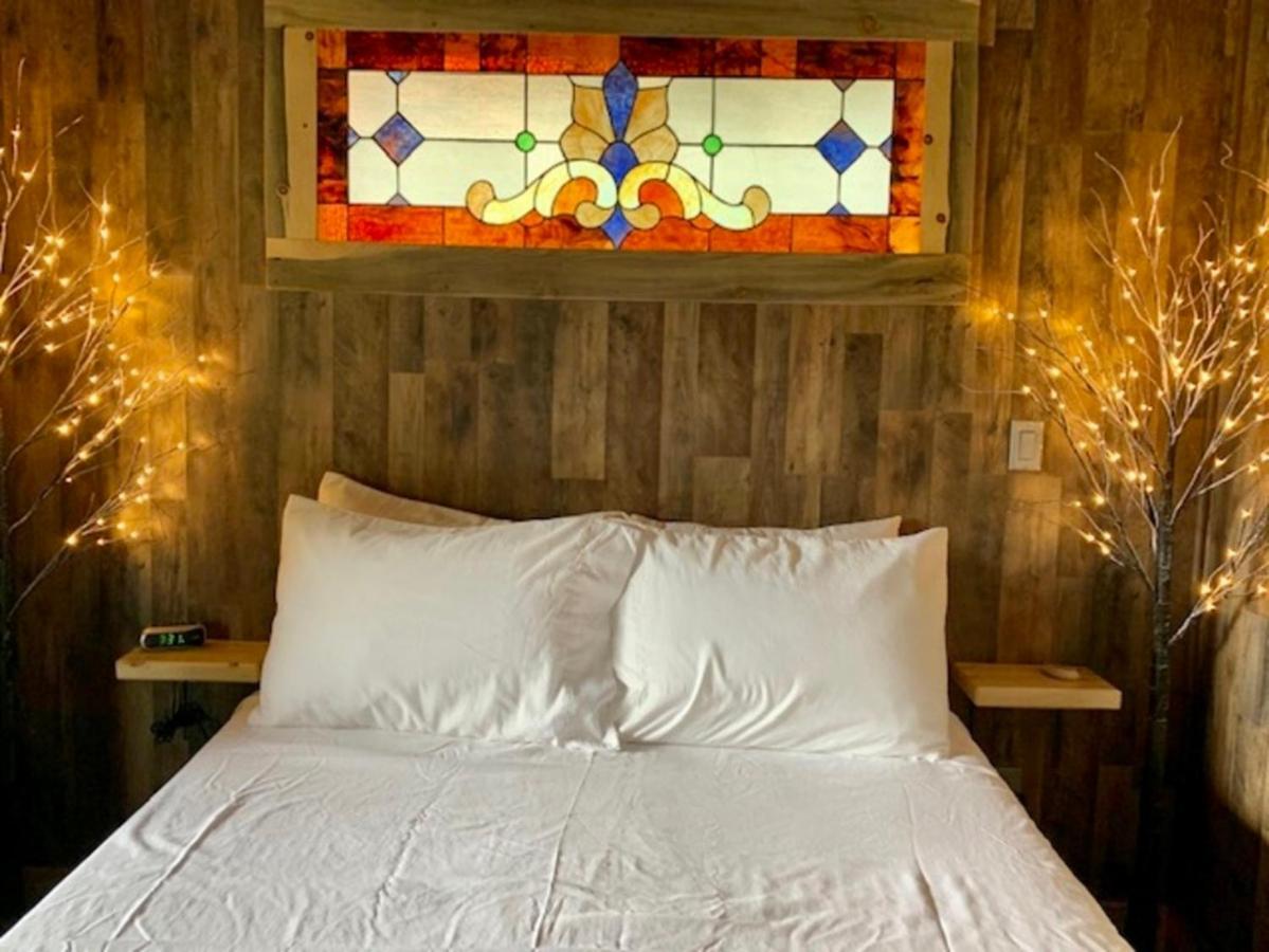 Ridgewalk Treehouse Bed and Breakfast Angel Fire Εξωτερικό φωτογραφία