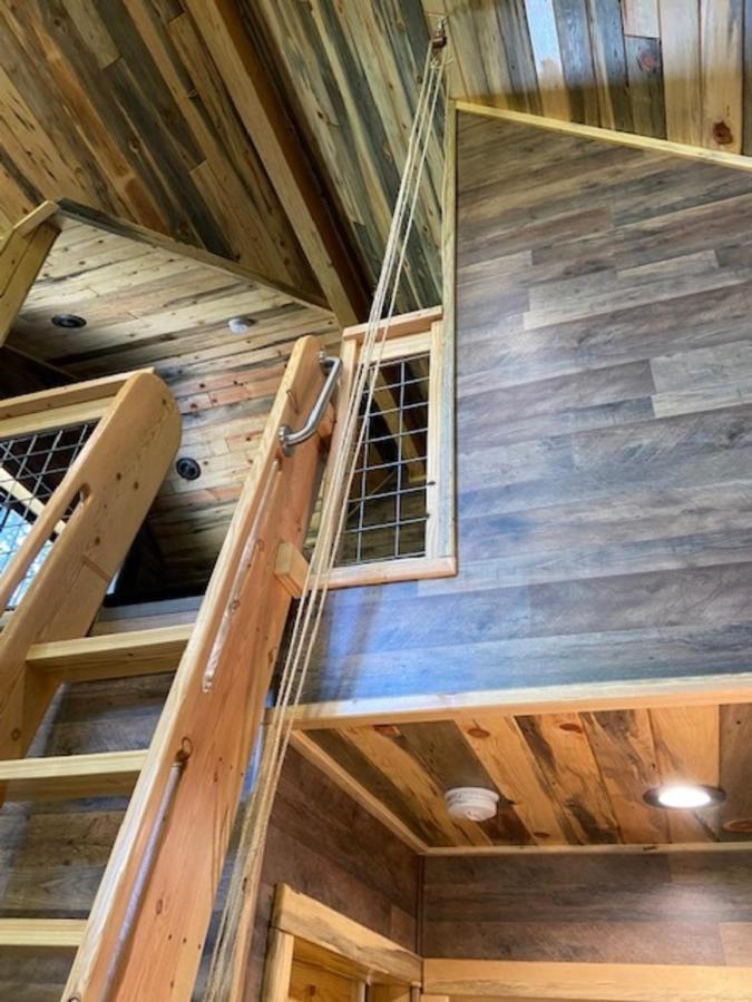 Ridgewalk Treehouse Bed and Breakfast Angel Fire Εξωτερικό φωτογραφία