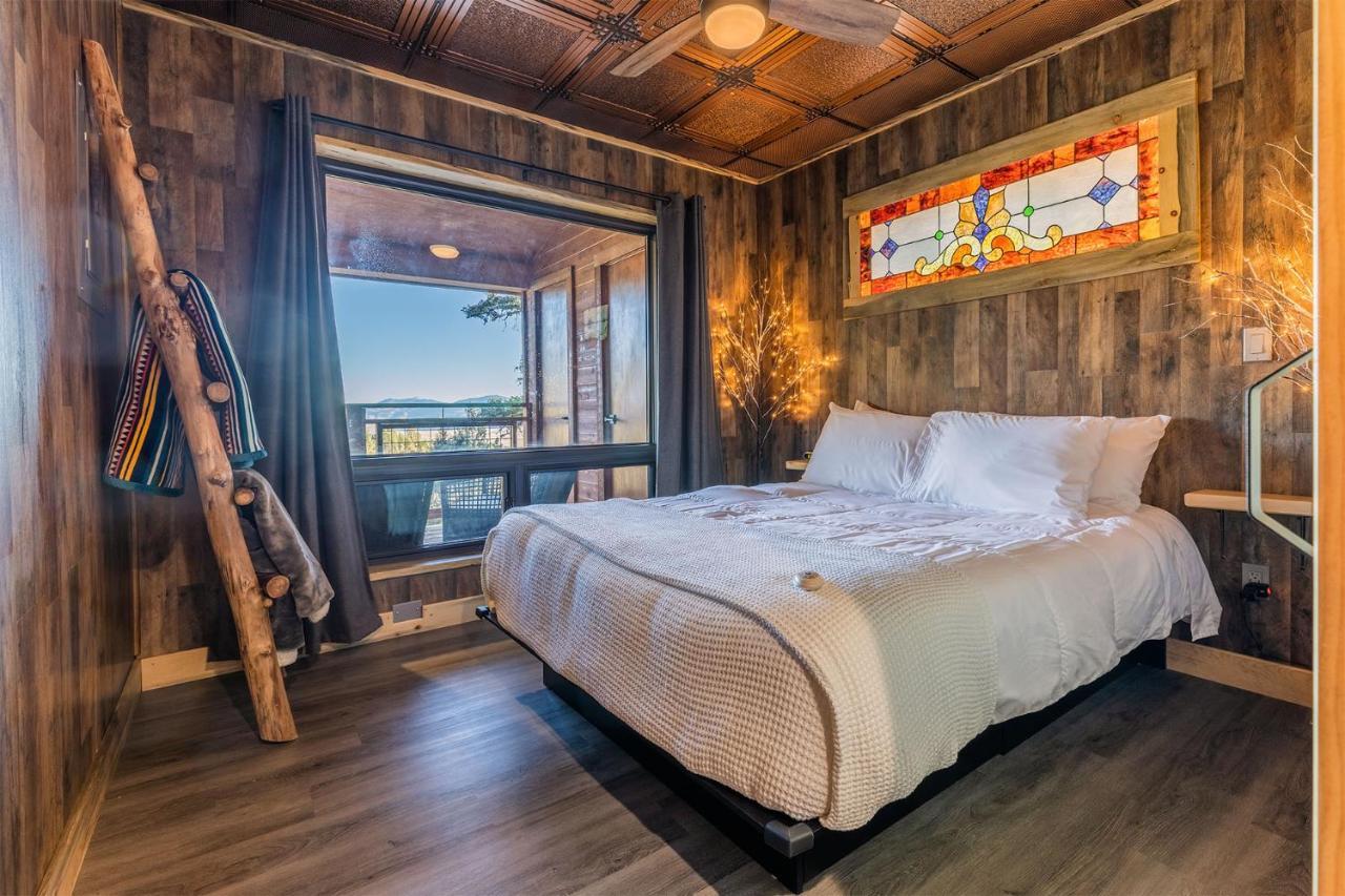 Ridgewalk Treehouse Bed and Breakfast Angel Fire Εξωτερικό φωτογραφία