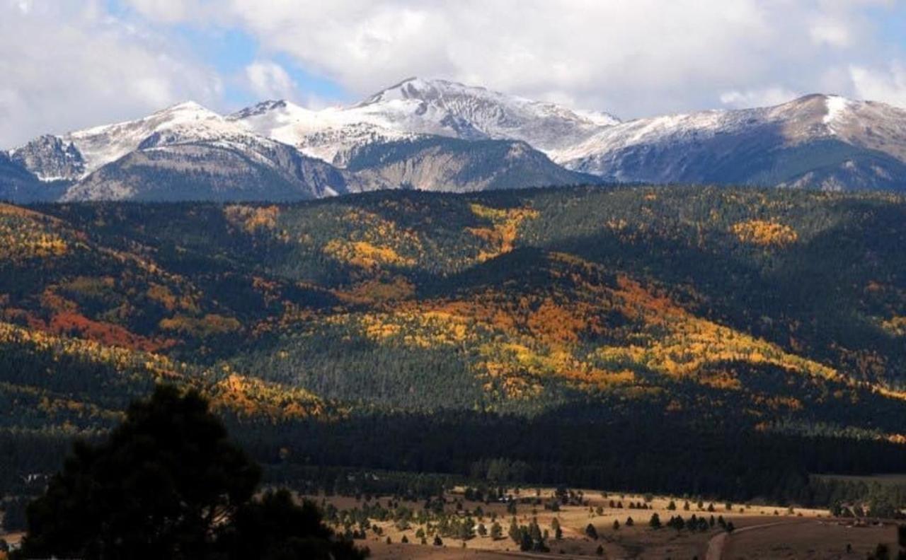Ridgewalk Treehouse Bed and Breakfast Angel Fire Εξωτερικό φωτογραφία